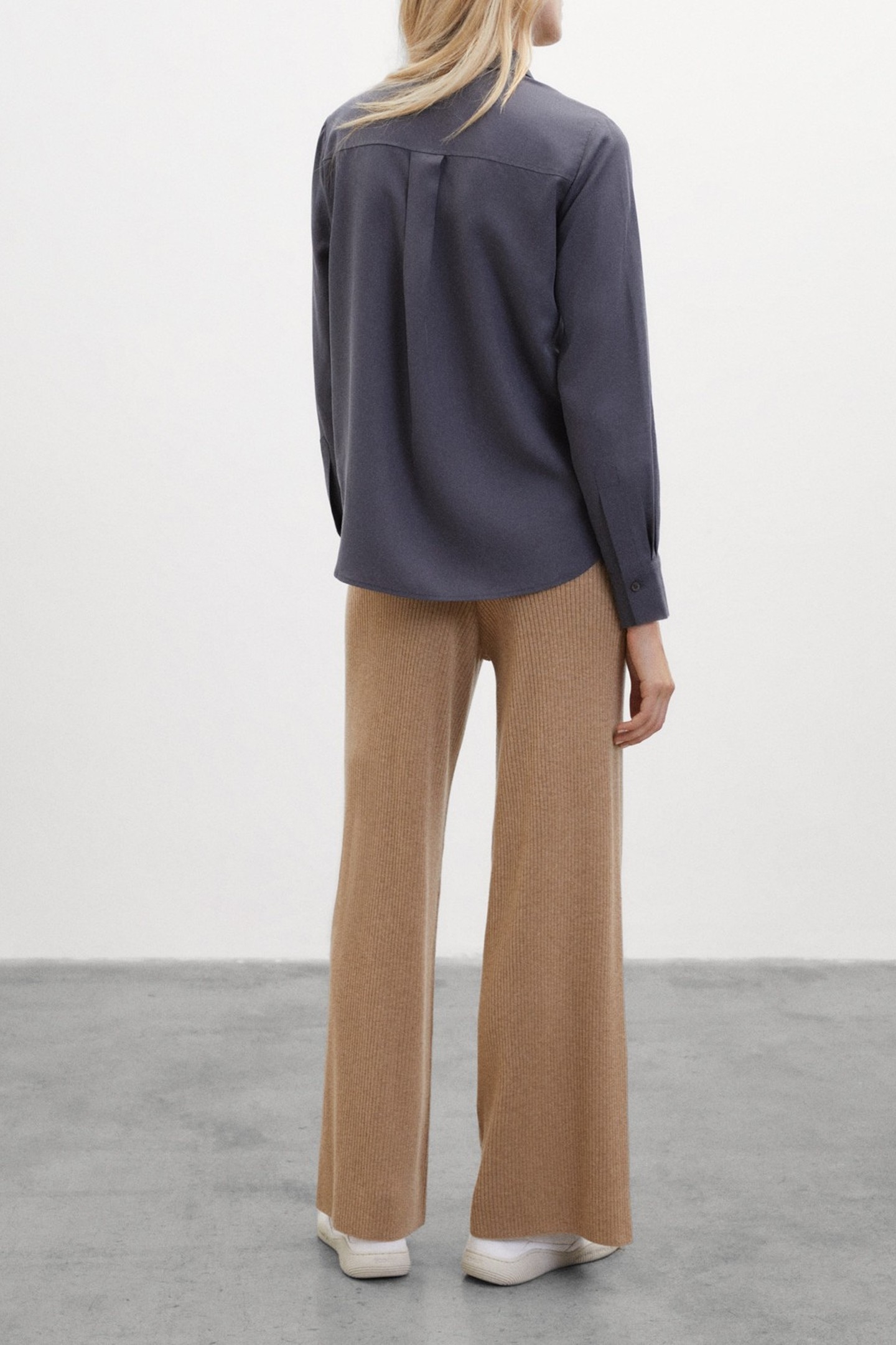 TRIMAALF SHIRT CAVIAR 3