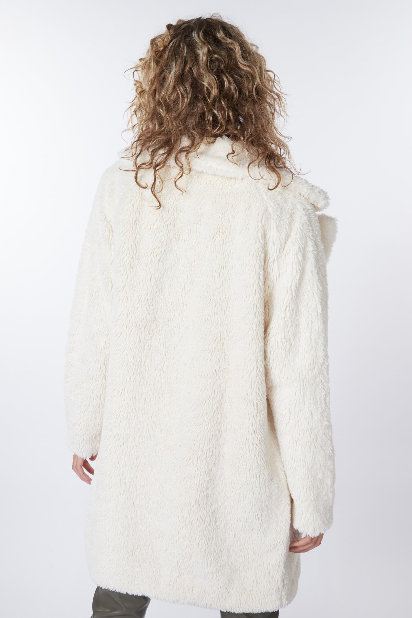 COAT LONG TEDDY OFF WHITE 2