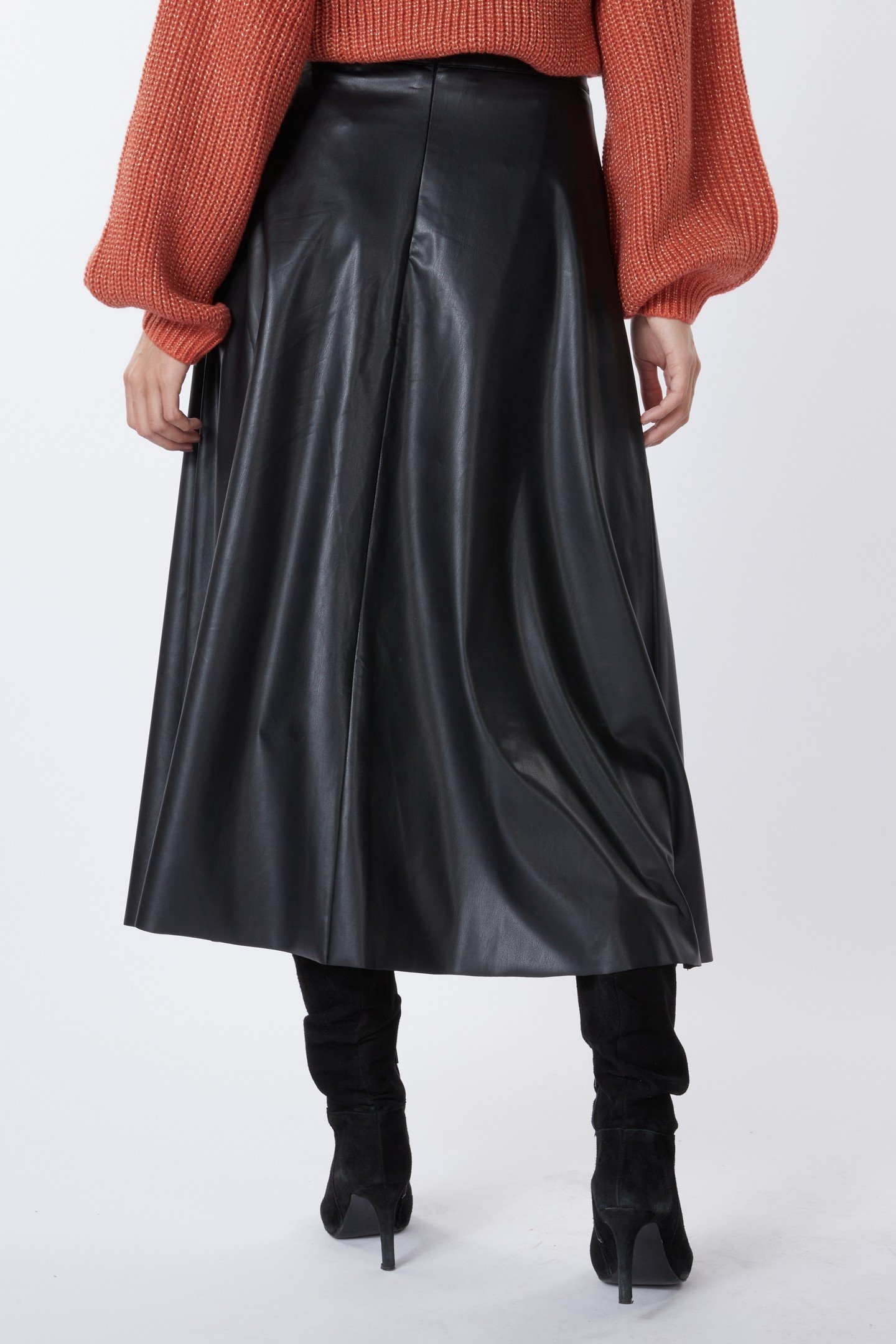 SKIRT MIDI LIGHT PU BLACK 4