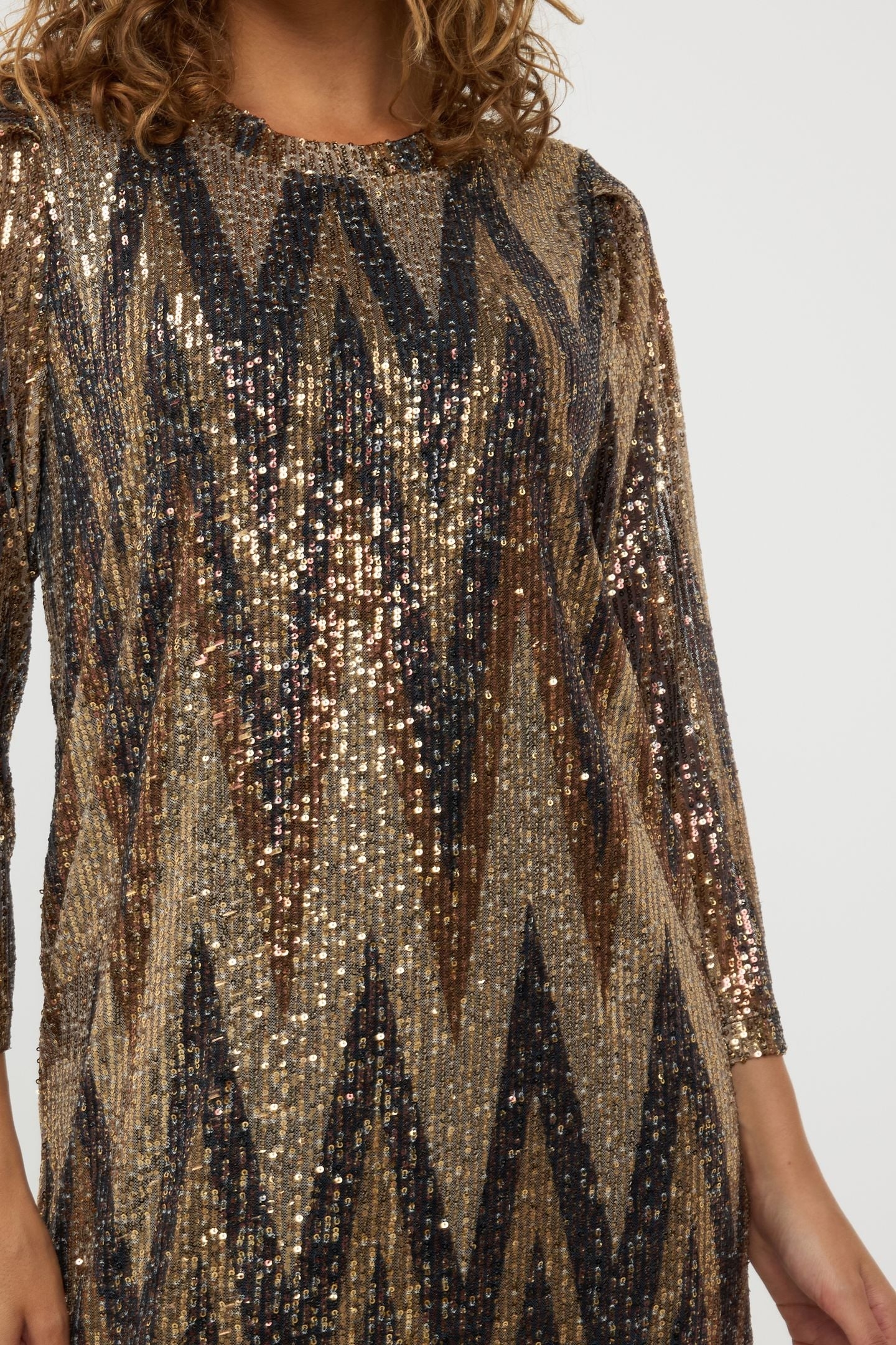 DRESS SEQUINS ZIGZAG PRINT 6