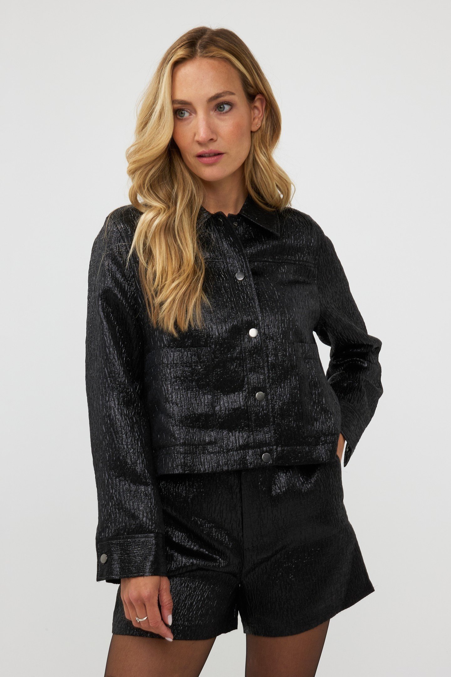 BLAZER METALLIC BLACK 1