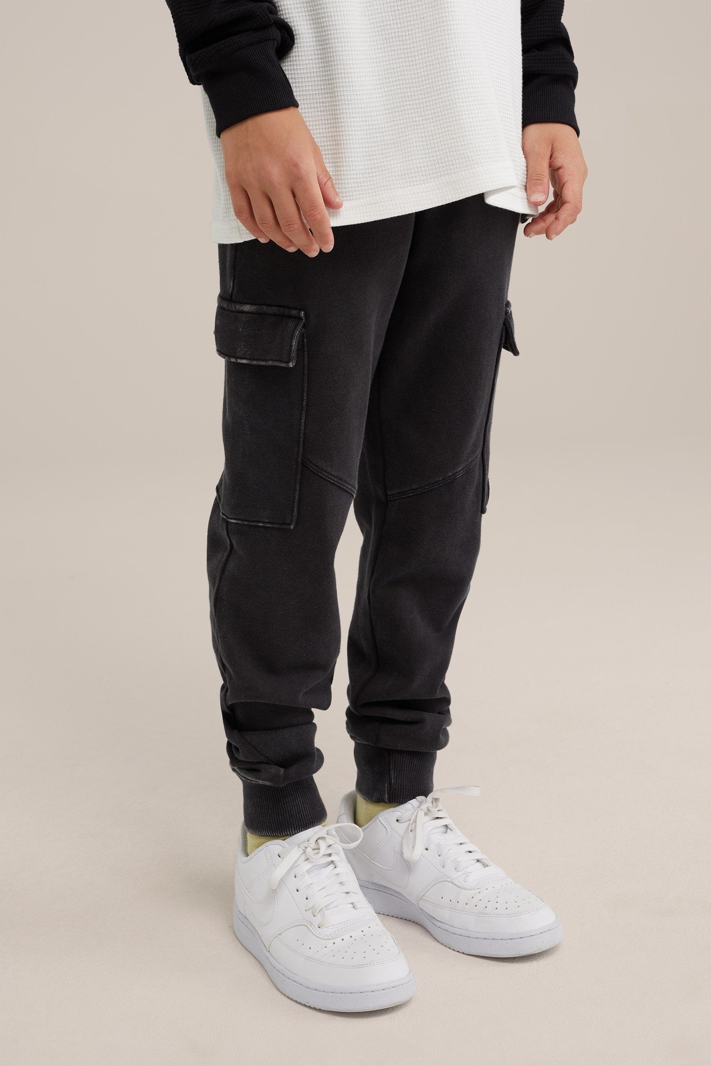 BOYS JOGGING PANTS DARK GREY 3