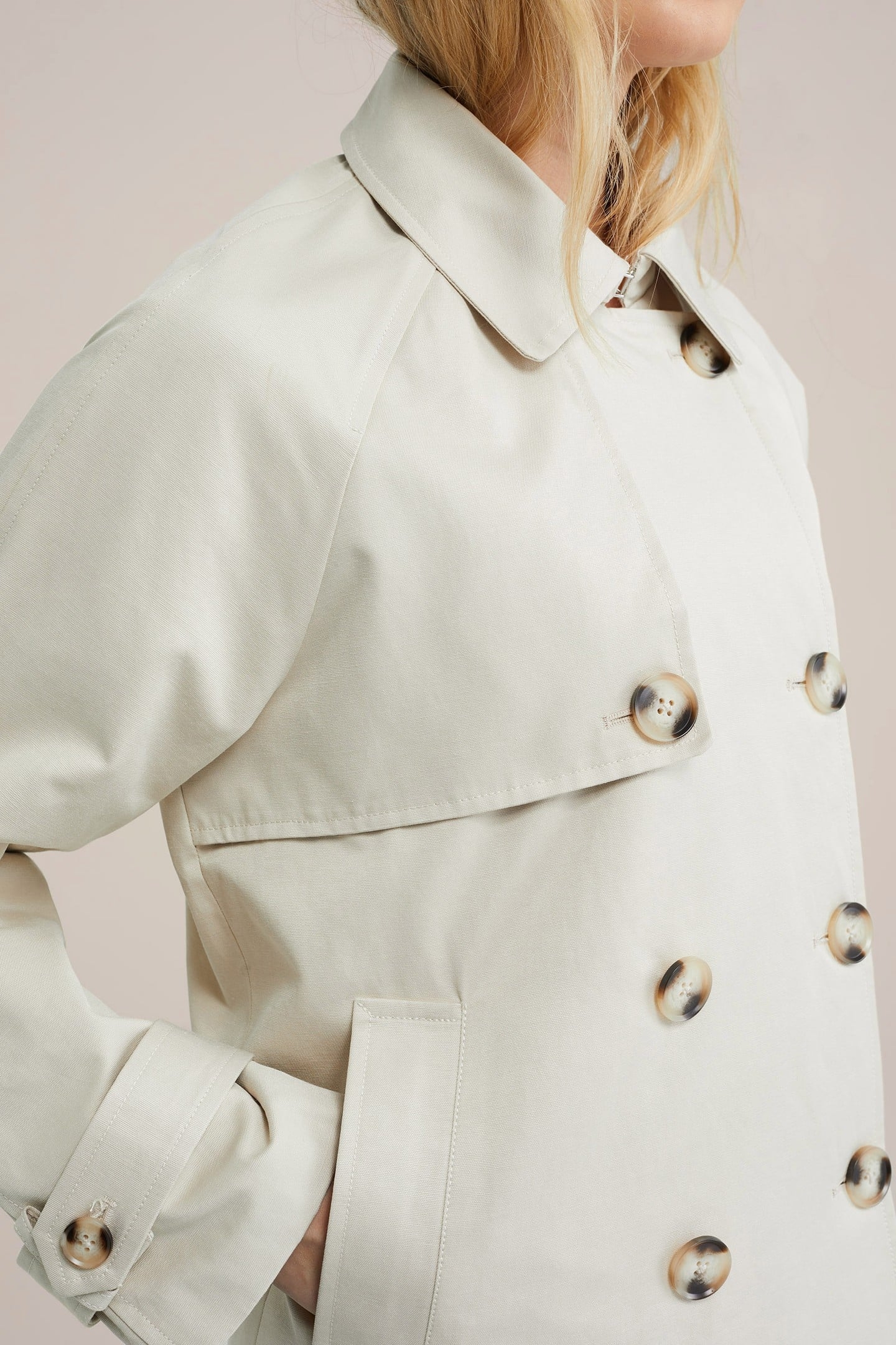 TRENCHCOAT OFF-WHITE 5