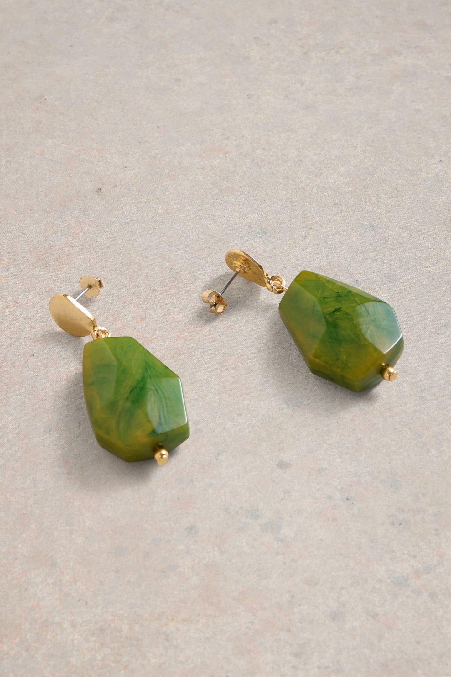 FERN DROP EARRING BRIGHT GREEN 1