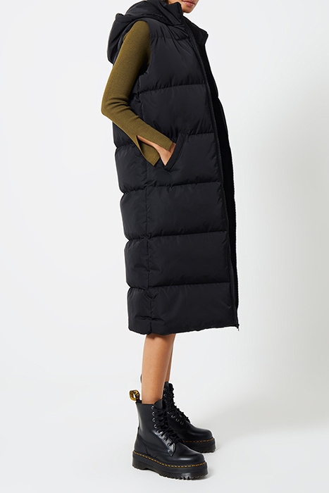 ROW GILLET LL HOOD BLACK 4