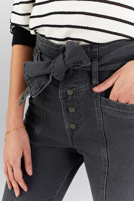 GREY SEAMED SLOUCHY JEANS WITH BELT 5