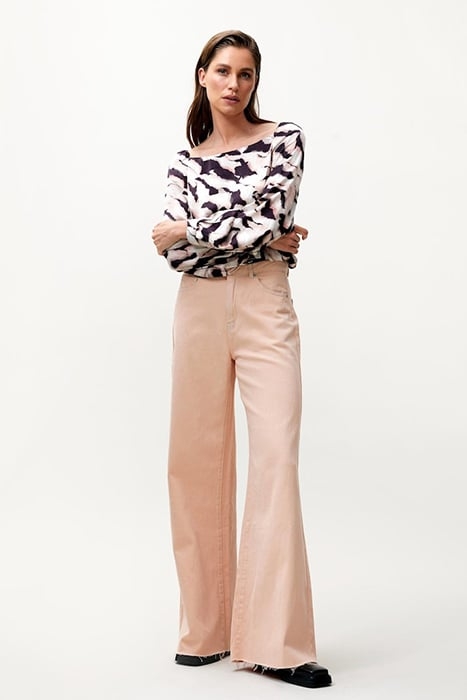 JN DAISY CAMEO ROSE 1