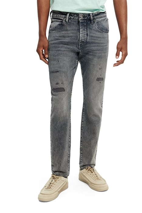 THE SINGEL SLIM TAPERED JEANS — EVOLUTION LIGHT 2