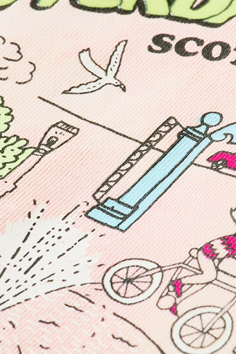 LOOSE-FIT SUBTLE TIE-DYE ARTWORK HOODIE APPLE BLOSSOM 3