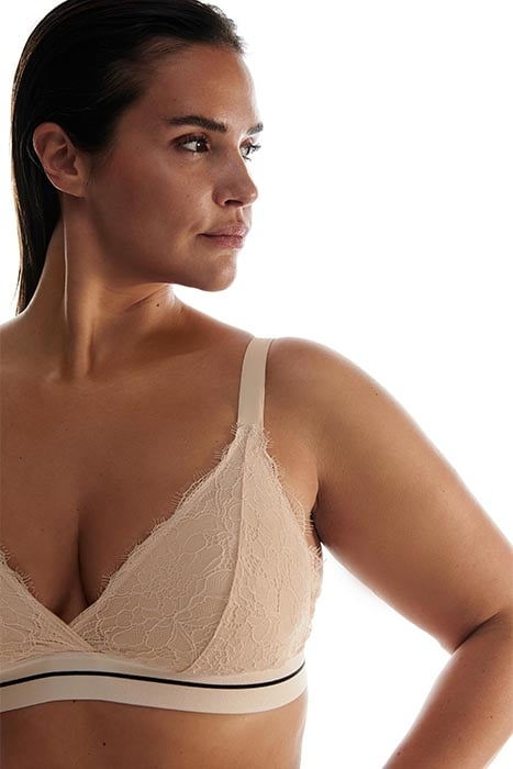 DARLING LACE BRA LARGER BUST SAND 5