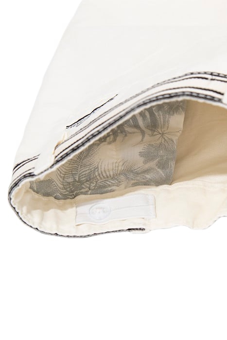 BOY'S ECRU BERMUDA SHORTS WITH STRIPED WAISTBAND 5