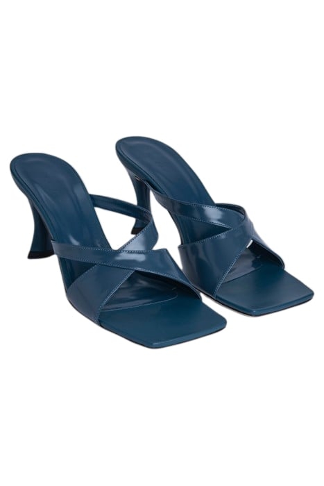 KITTY COBALTO SEMI PATENT LEATHER 2