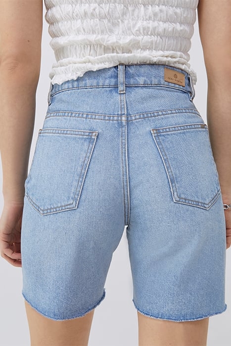BLUE DENIM RAW-EDGE HIGH-WAIST SHORTS 2