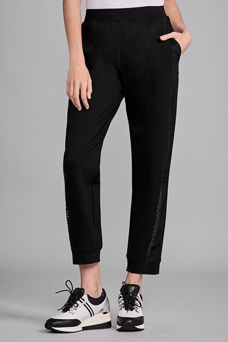 VERONICA-P20 BLACK 1