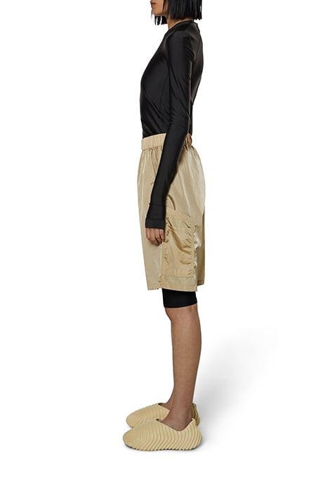 UNISEX SHORTS REGULAR SAND 7