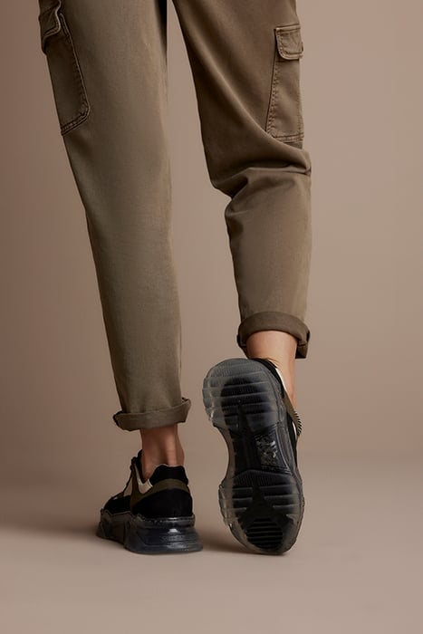 SNEAKER TRANSPARENT SOLE BROWN 3