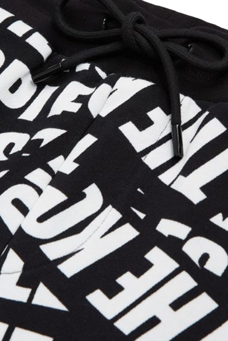 ALL OVER LOGO TAPE SHORTS BLACK / WHITE 6