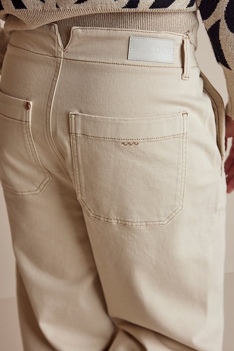 BARREL FIT JEANS COMFY COTTON TWILL IVORY 4