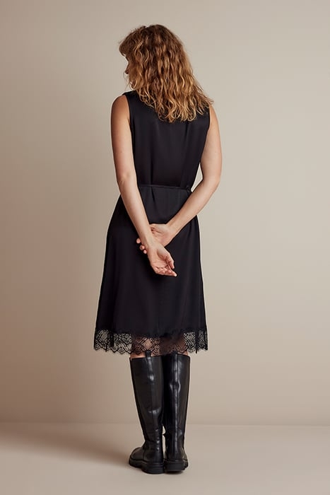 DRESS SILKY SATIN BLACK 2