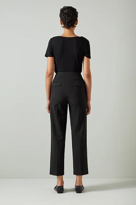 TASHA SQUARE T-SHIRT BLACK/WHITE 2