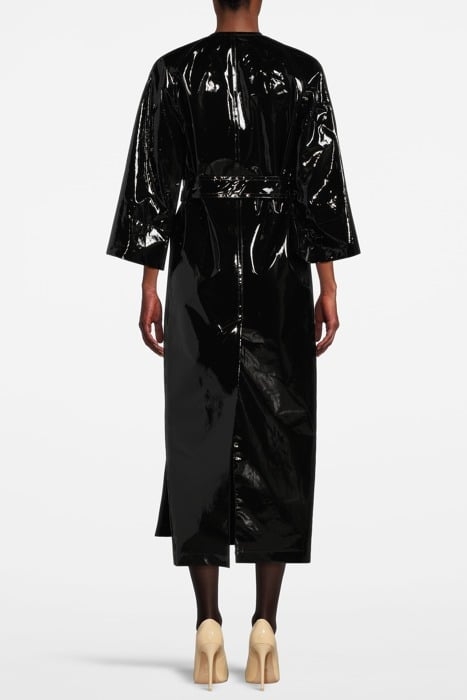 COATED WRAP COAT BLACK 2