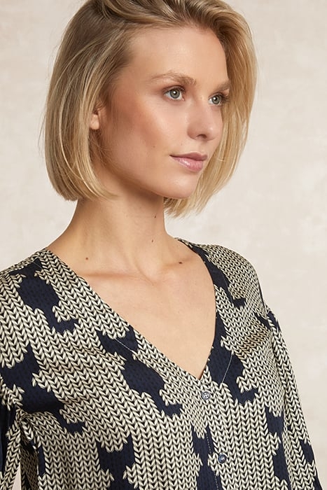 BLUE RUFFLE CUFF BLOUSE 5