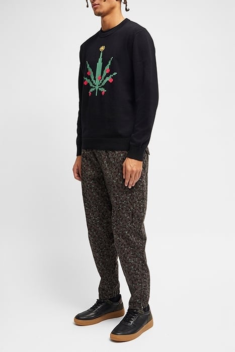 XMAS CANNABIS LEAF JUMPER BLACK 3