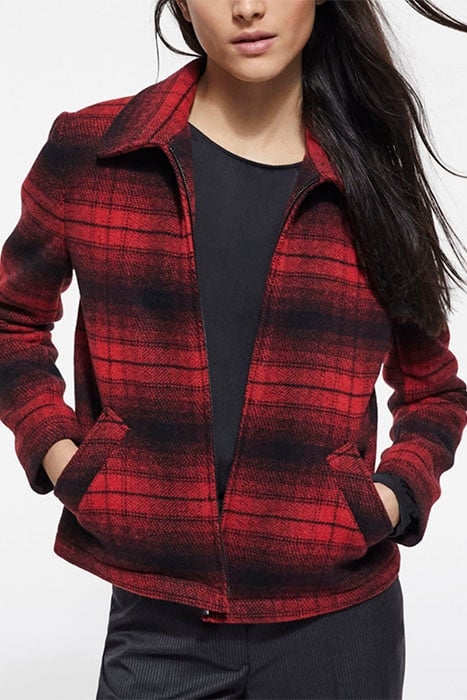 BLOUSON ZIPPE POCHES A RABATS DANS LE DOS RED / BLACK 1