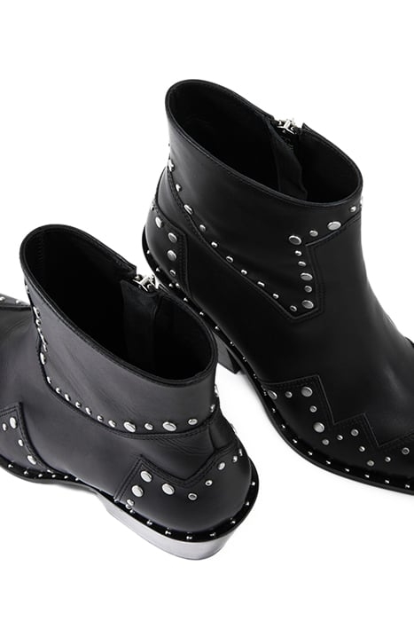 BOTTINES EN CUIR AVEC STUDS BLACK 2