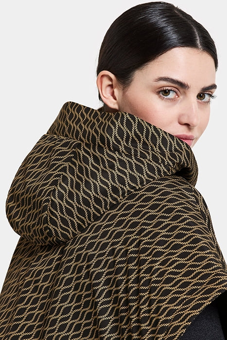 SIRI WNS CAPE ROPE AOP BLACK 8