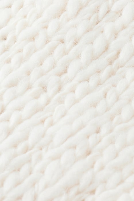 HAND KNIT CARDIGAN SOFT ICE 8