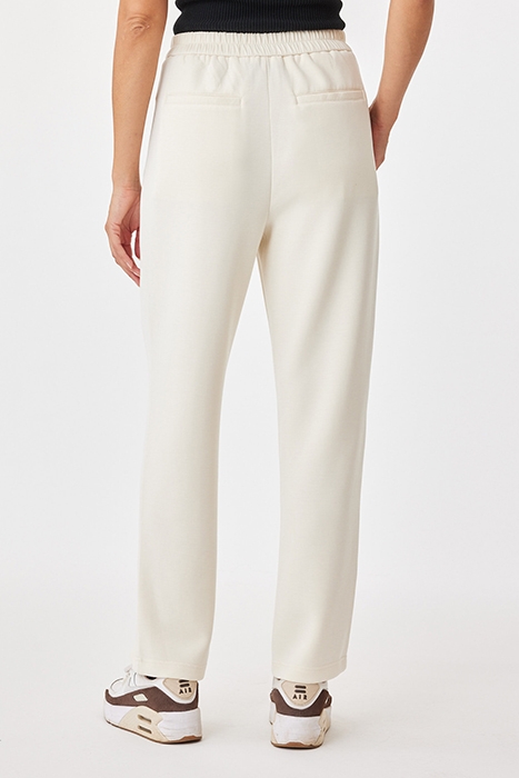 PLEAT FRONT PULL ON CARROT EGGNOG 2