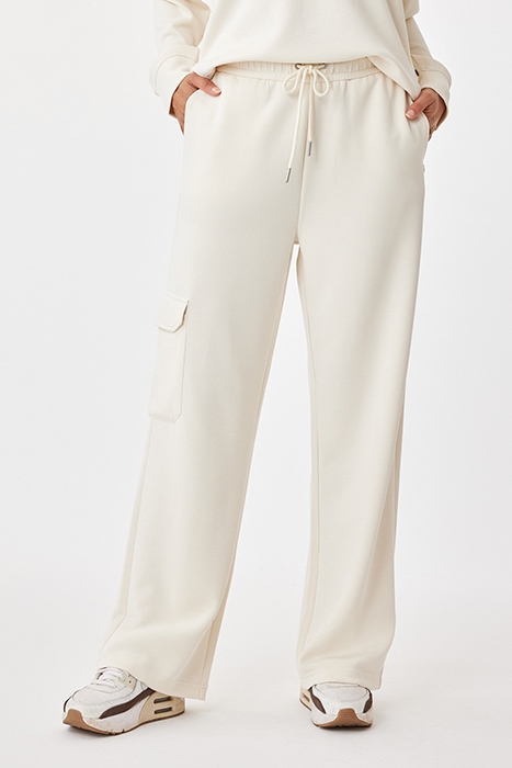 WIDE LEG SIMPLE CARGO EGGNOG 1