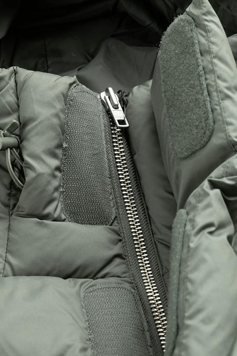 ENTIRE STUDIOS – MML HOODED PUFFER MOSS 5