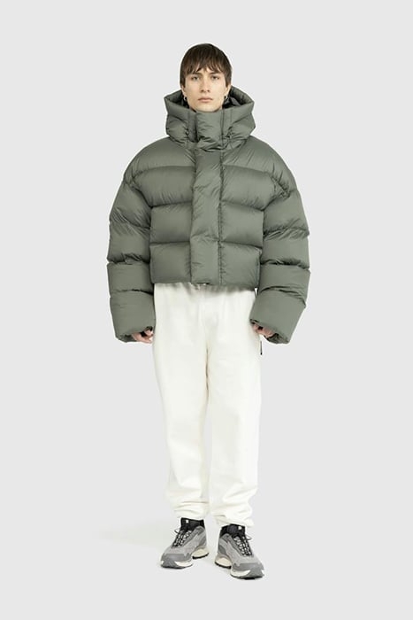 ENTIRE STUDIOS – MML HOODED PUFFER MOSS 2