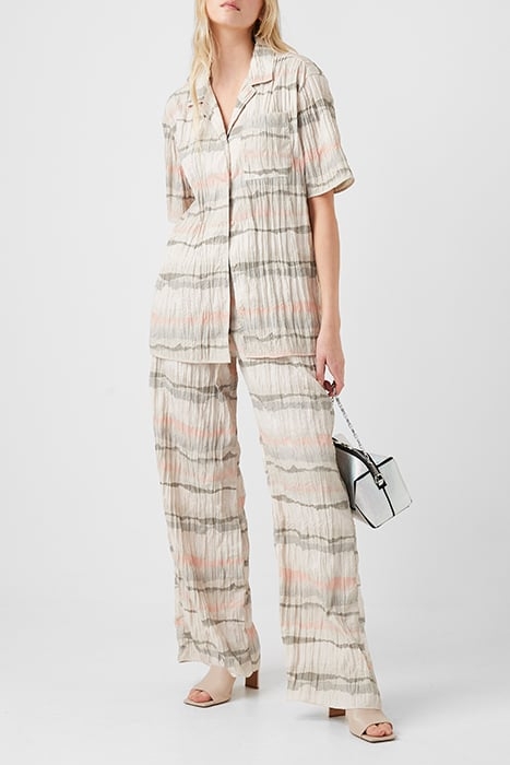 HOPE CRINKLE S/S SHIRT RED 2