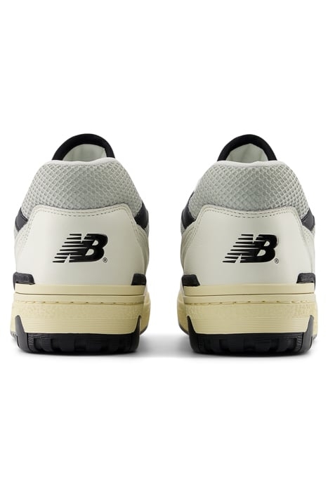 BB550CPC SNEAKERS IN SEA SALT & BLACK 4
