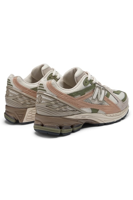 M1906NE SNEAKERS IN PINK AND GREY 7