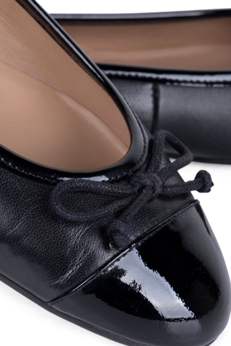 KARA - TOE CAP BOW SUEDE BLACK 4