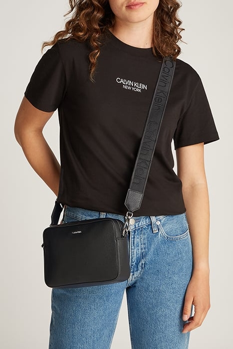 CK MUST SMALL CAMERA PVH BLACK 2