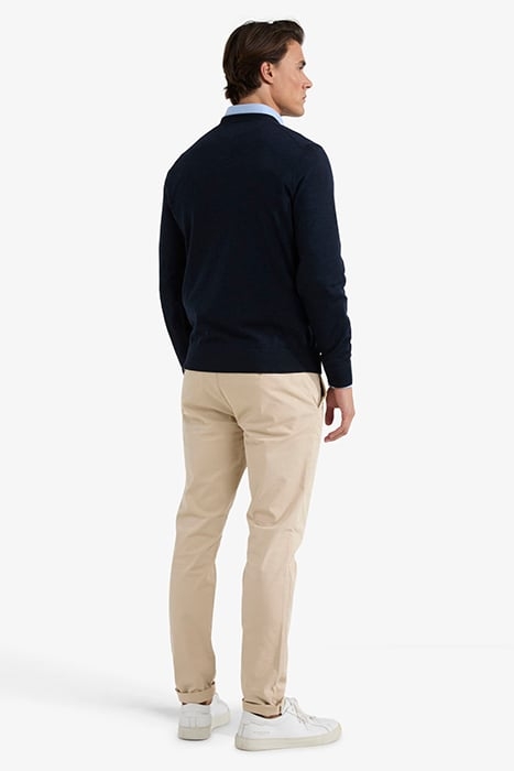 FINE MERINO V-NECK SWEATER NAVY 3