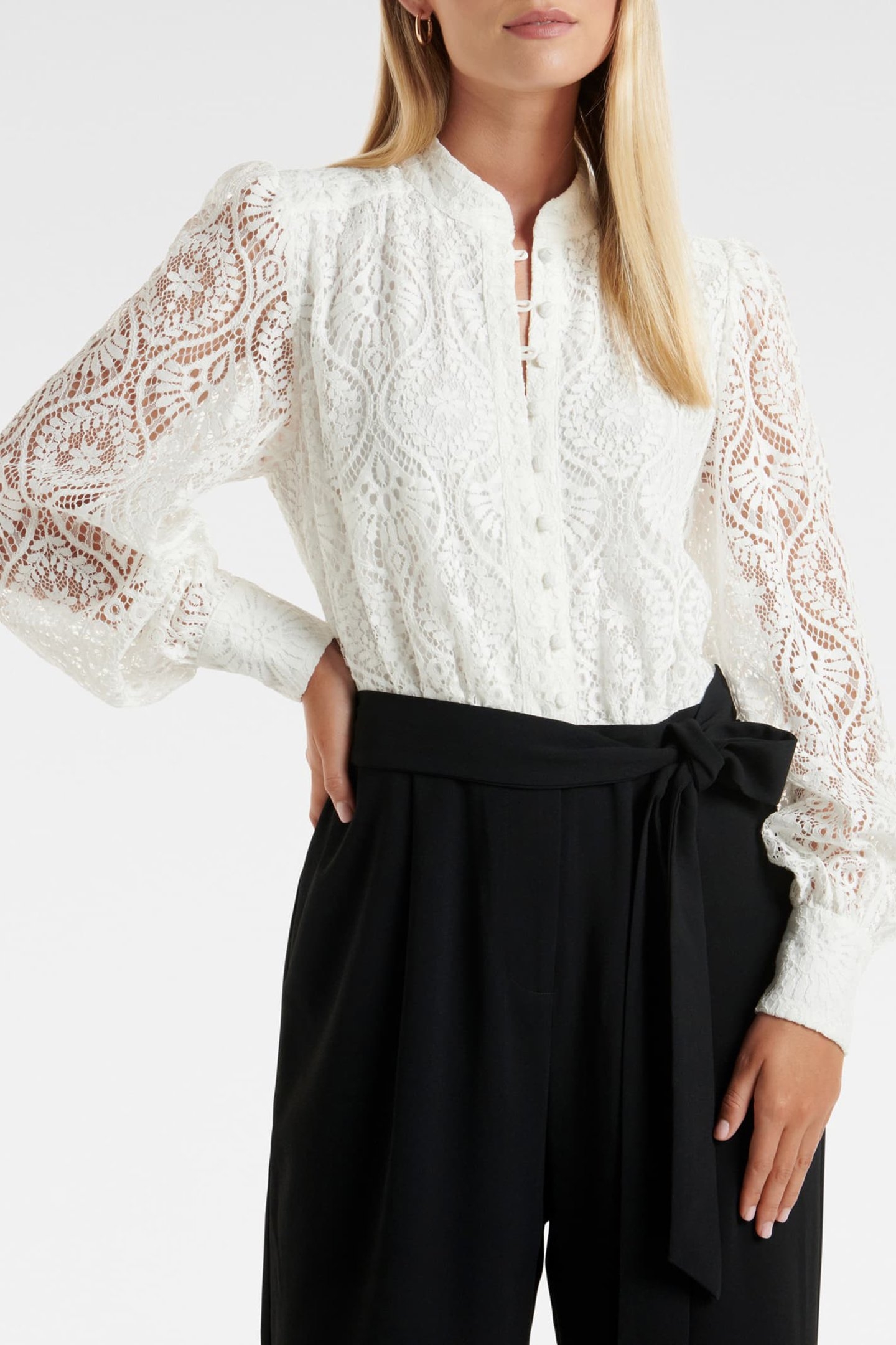 EDDIE LACE JUMPSUIT PORCELAIN/BLACK 5