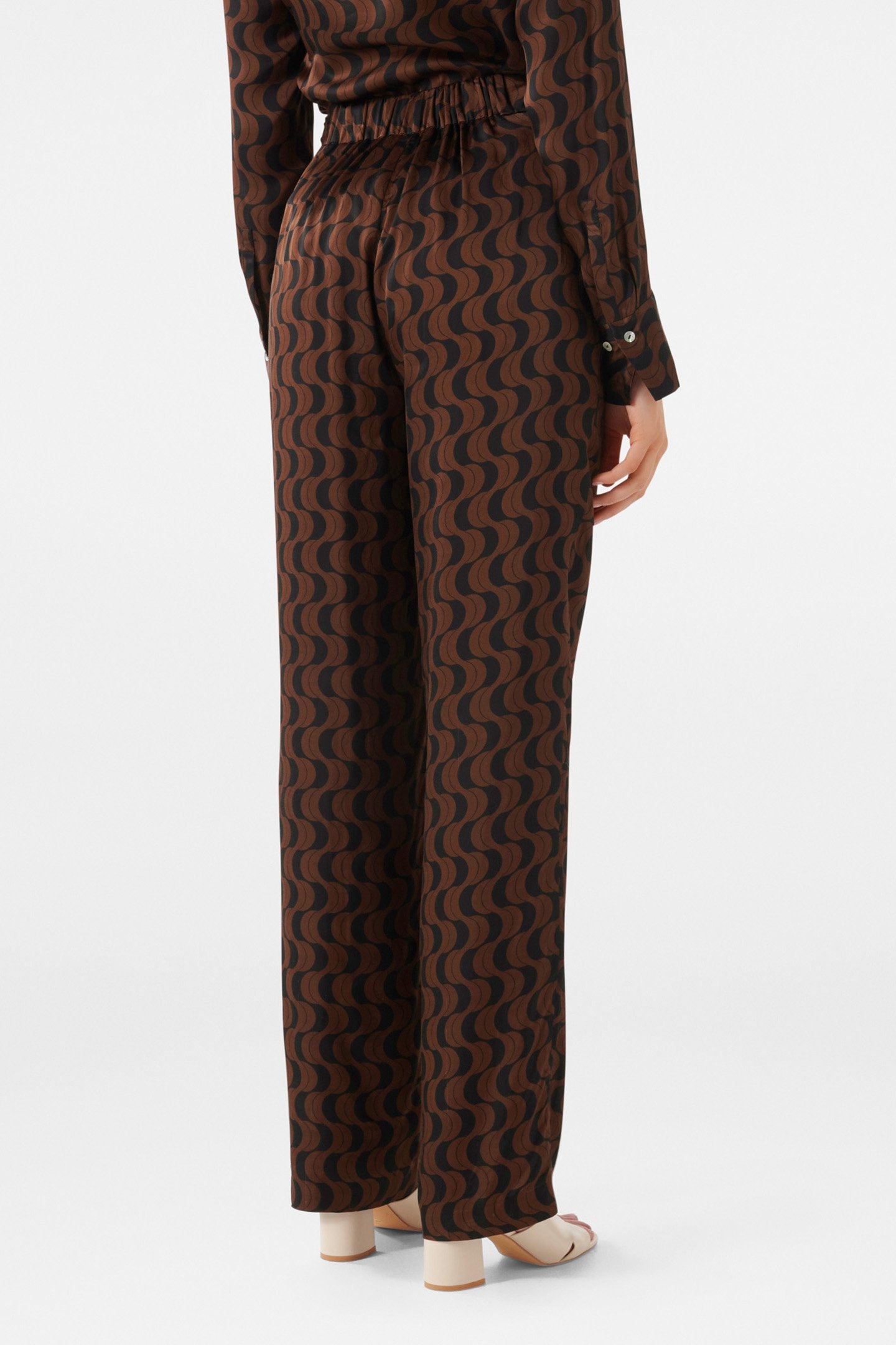 SASHA SATIN PANTS DARK HARPER GEO 2