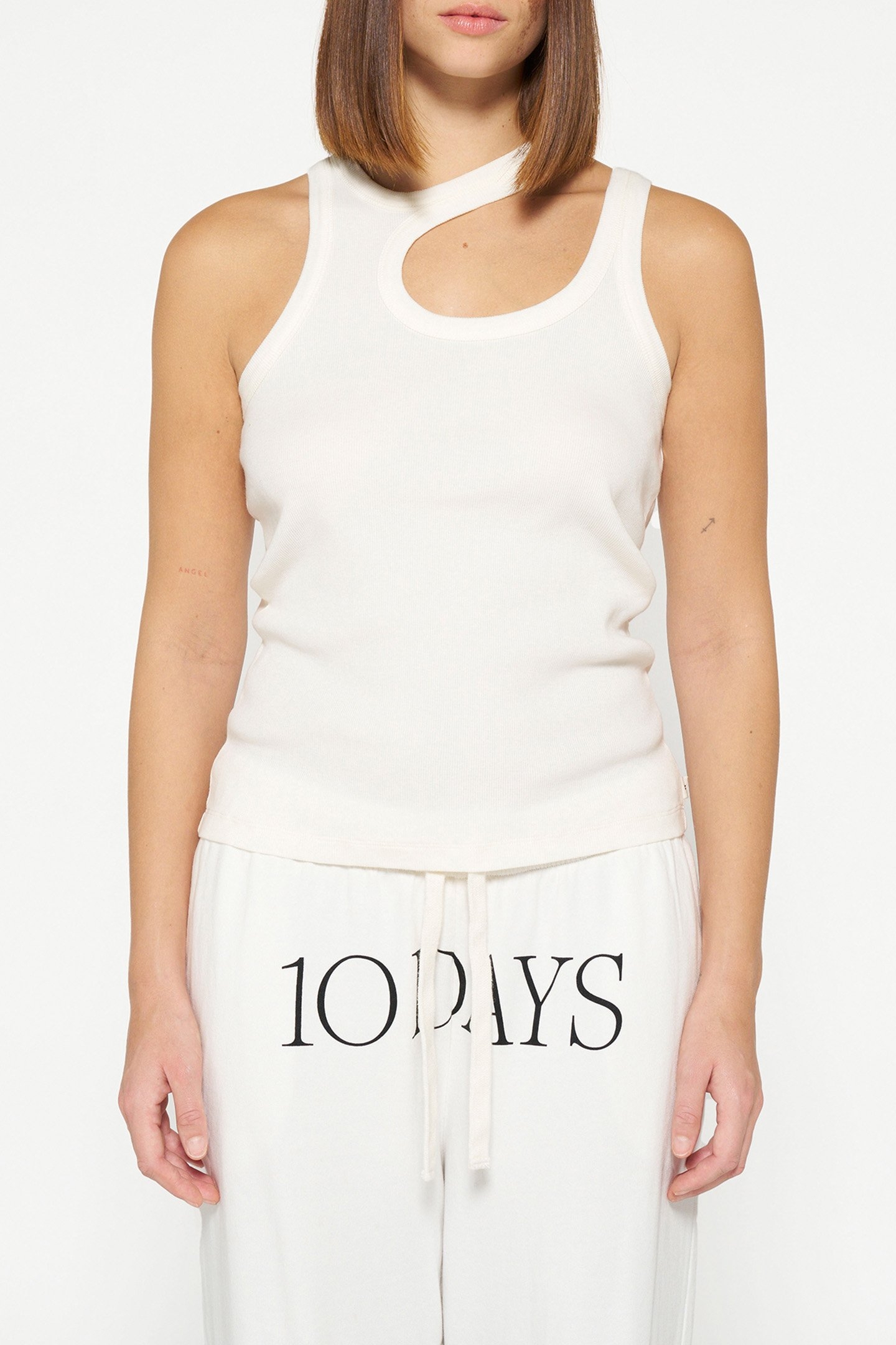 CUT OUT TANK TOP RIB ECRU 1