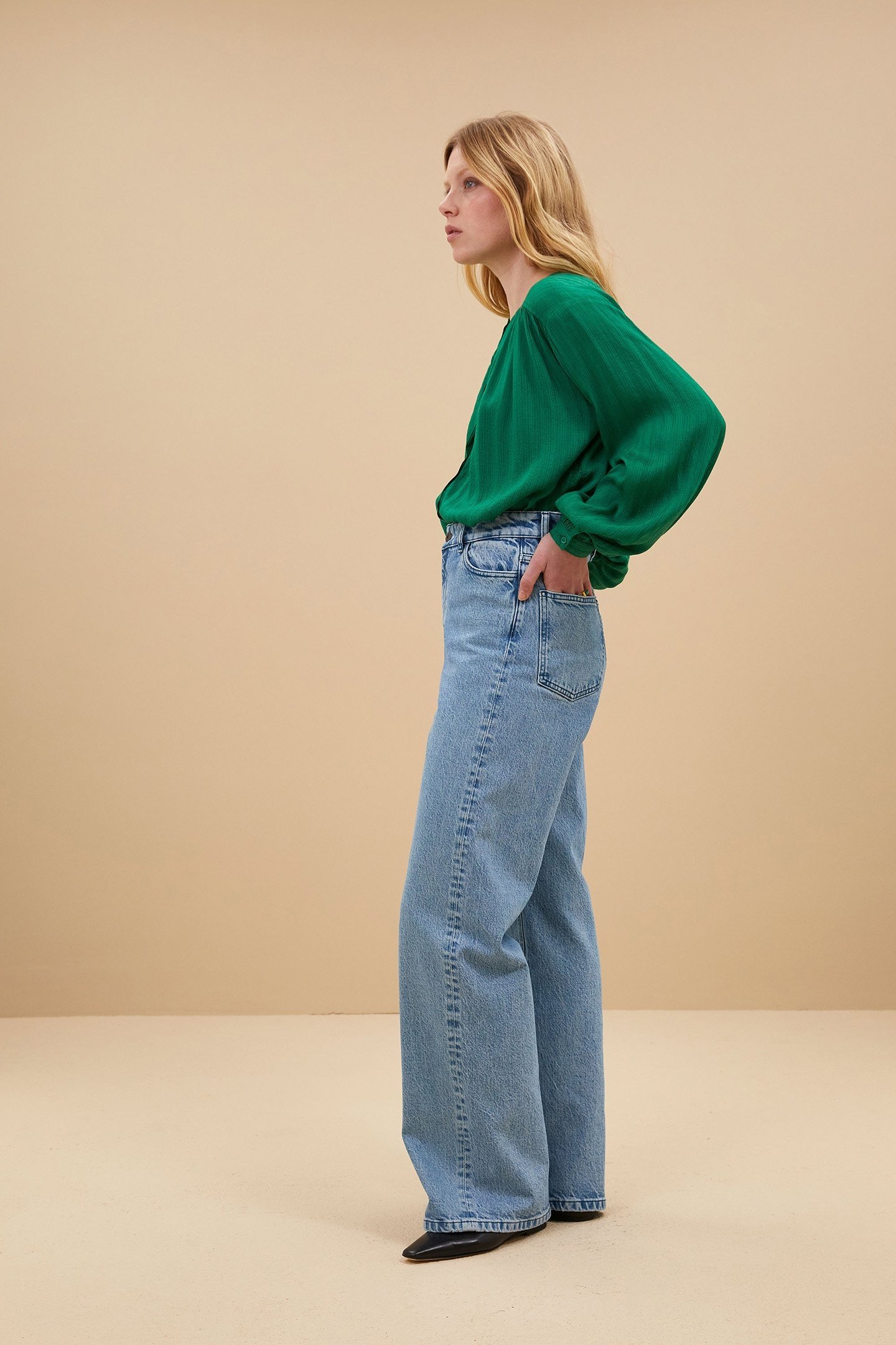 SAAR BLOUSE BRIGHT GREEN 3