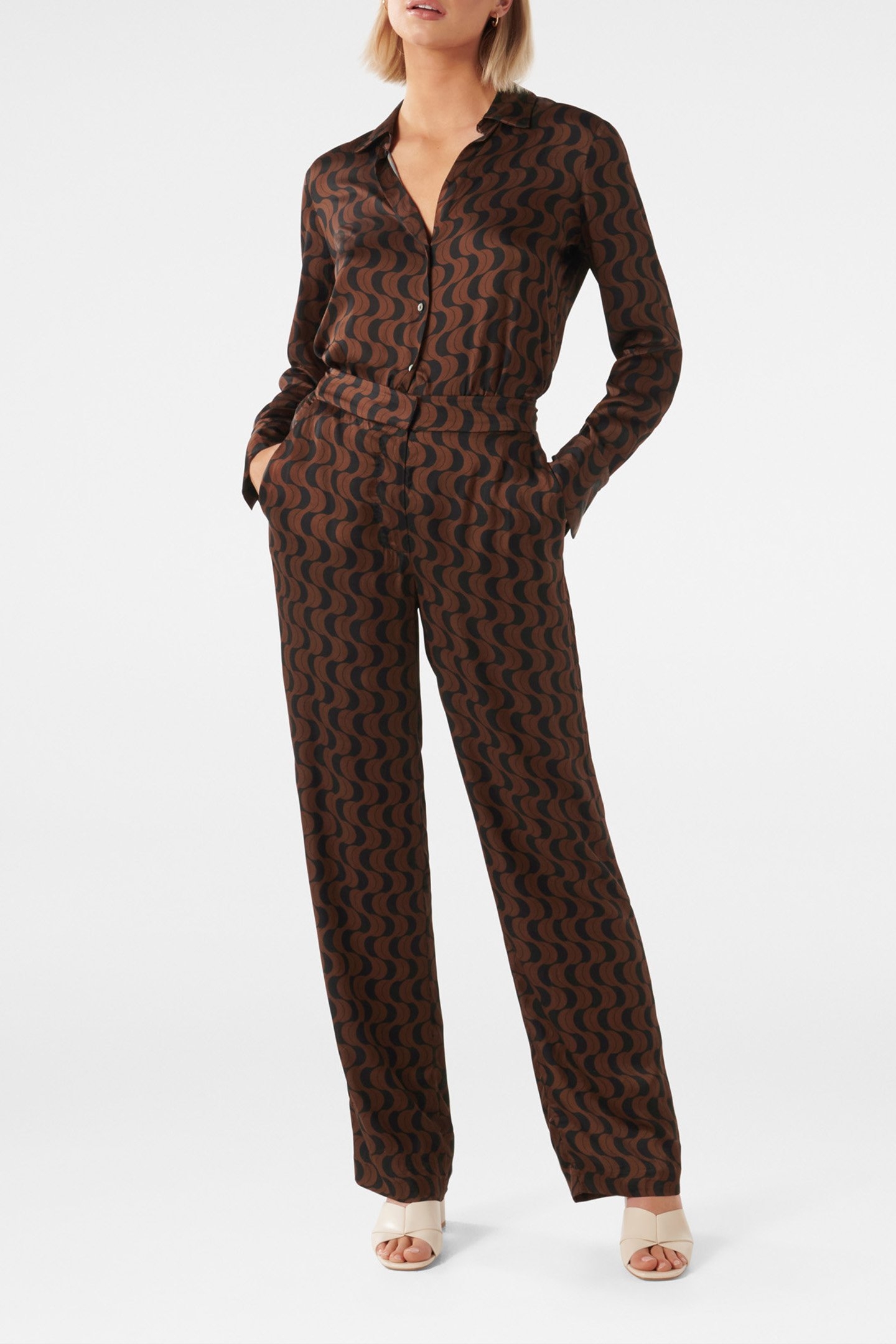 SASHA SATIN PANTS DARK HARPER GEO 3