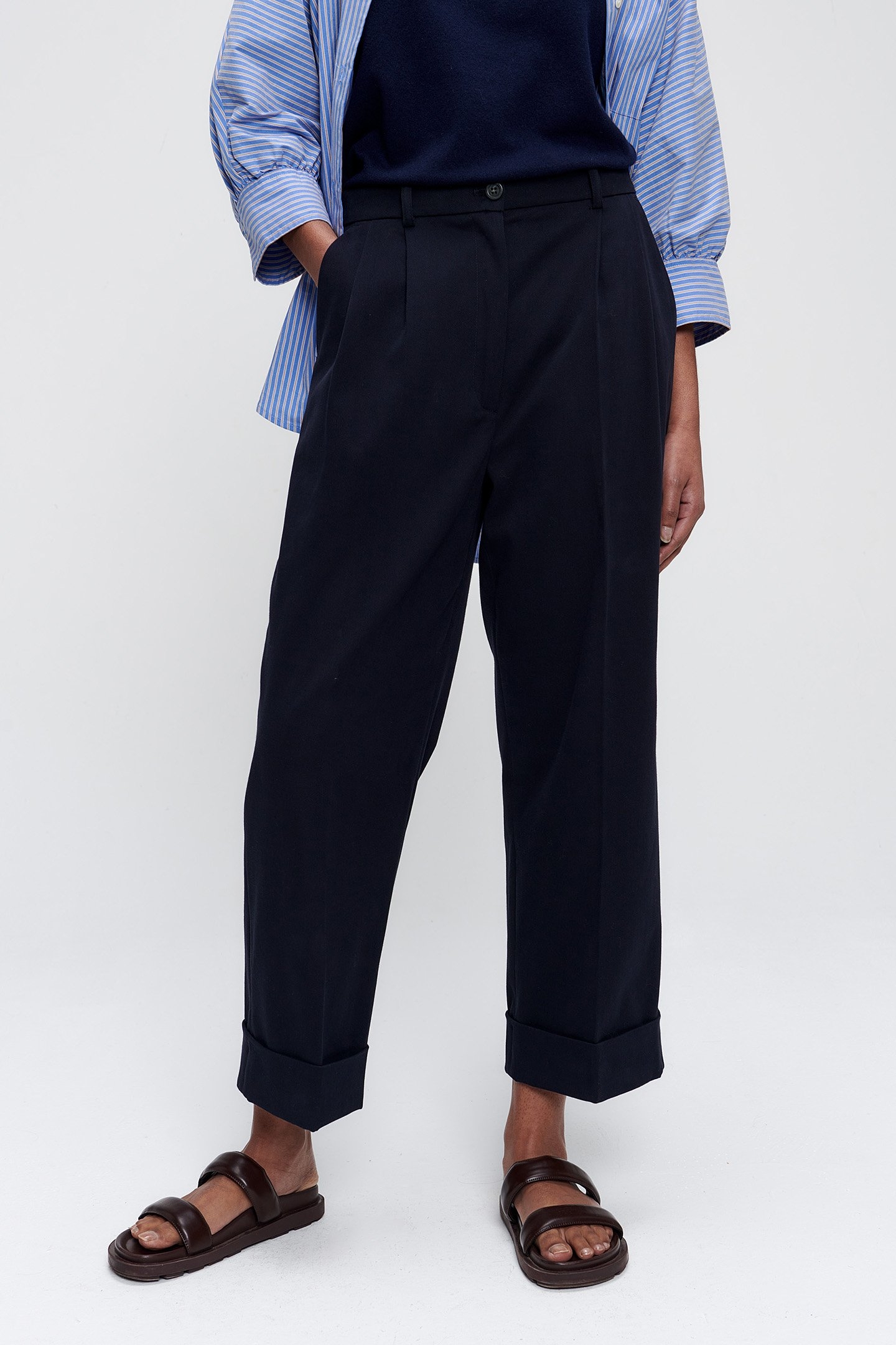 SOFT TWILL PLEATED PANTS MIDNIGHT BLUE 1