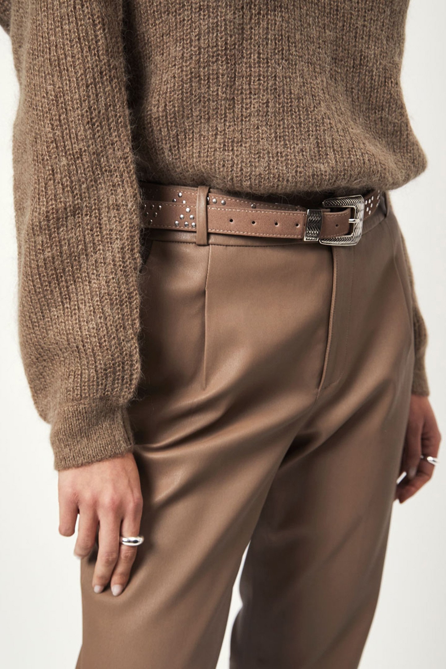 FARREN LOOSE LEATHER PANTS PURE TAUPE 5