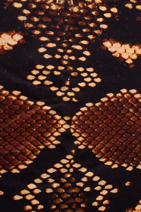 PURE EDITION – BLACK SILK PYTHON-LOOK SCARF 6