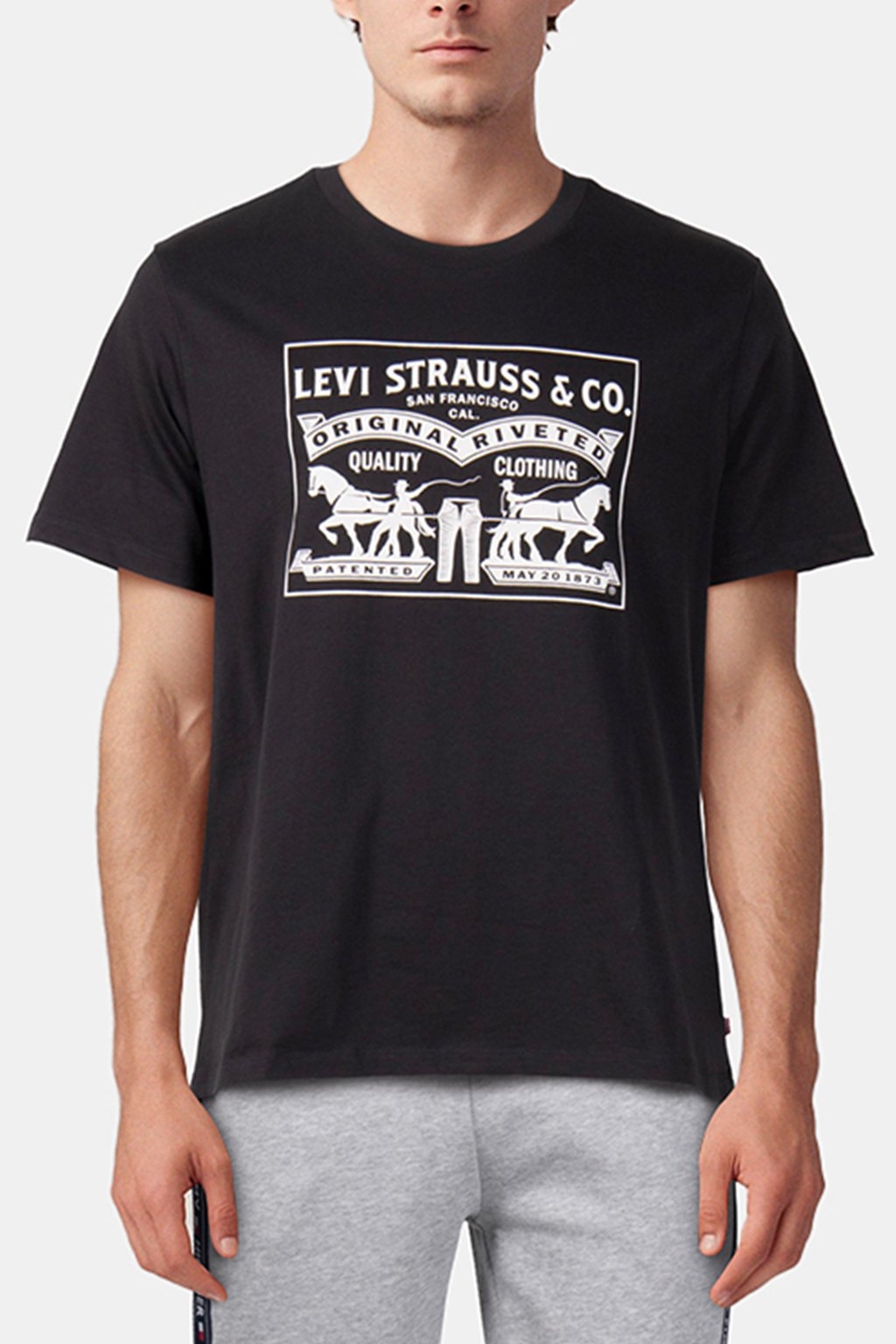 GRAPHIC CREWNECK BOX CAVIAR 1